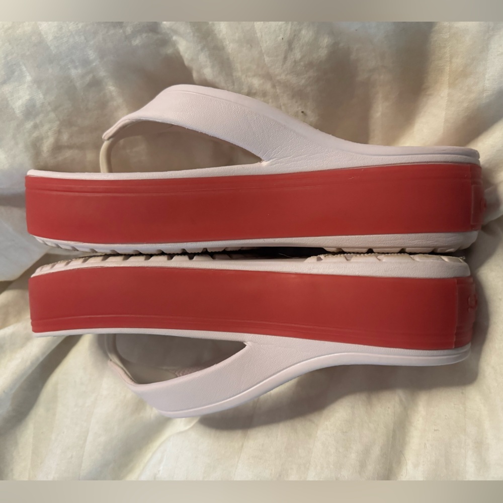 CROCS Pink & Red Women's flat form Sandals - Picture 6 of 7